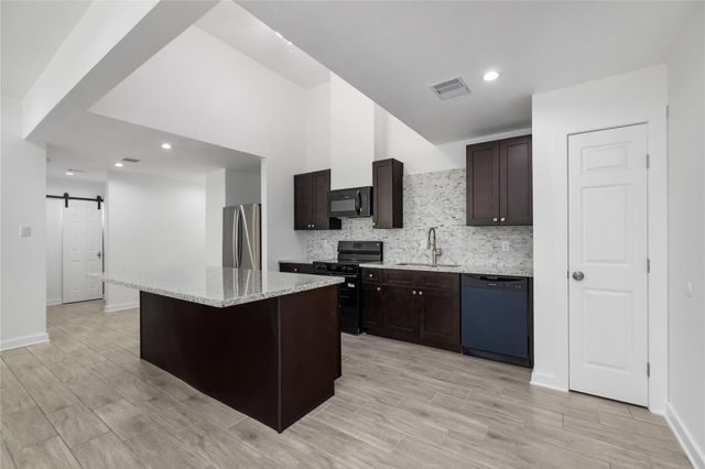 6004 Bois D Arc Street A, Houston, TX 77087