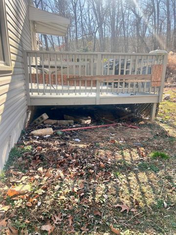 4737 Yellow Mountain RD, Roanoke, VA 24014