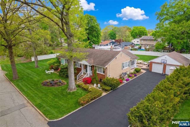 74 Armstrong Avenue, Wayne, NJ 07470