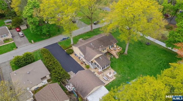 74 Armstrong Avenue, Wayne, NJ 07470
