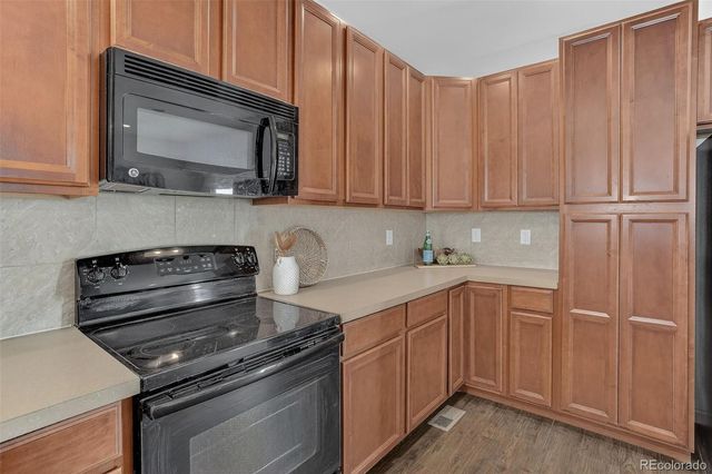 22800 E Briarwood Place, Aurora, CO 80016