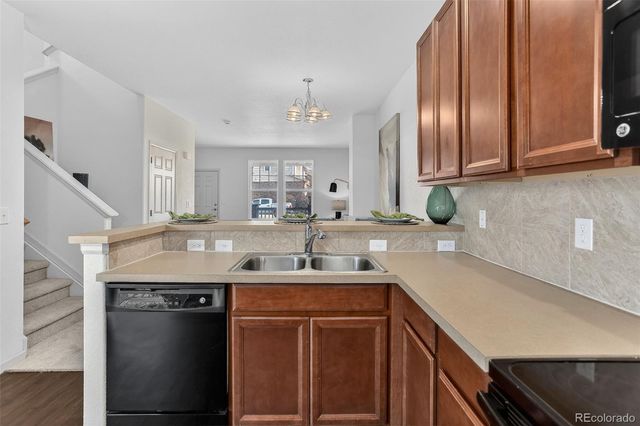 22800 E Briarwood Place, Aurora, CO 80016
