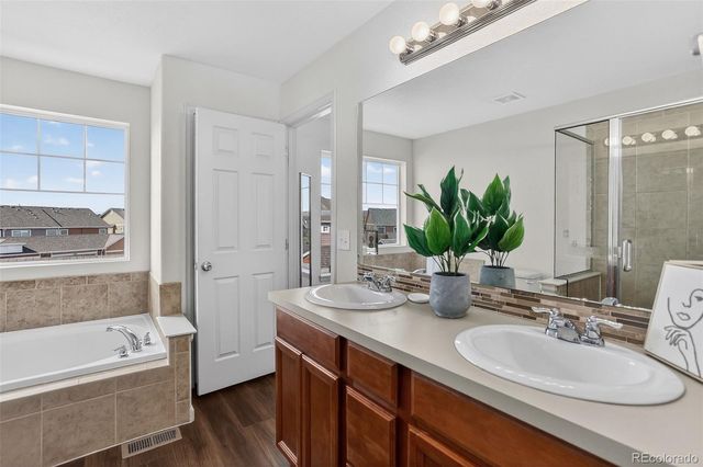 22800 E Briarwood Place, Aurora, CO 80016