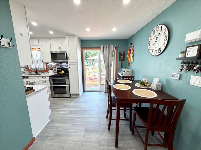 507 12th Avenue, Grinnell, IA 50112