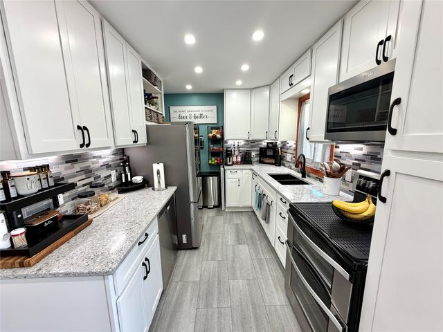 507 12th Avenue, Grinnell, IA 50112
