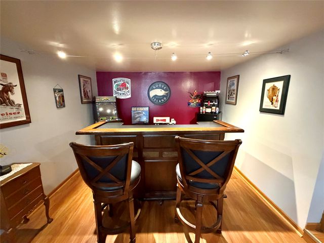 507 12th Avenue, Grinnell, IA 50112