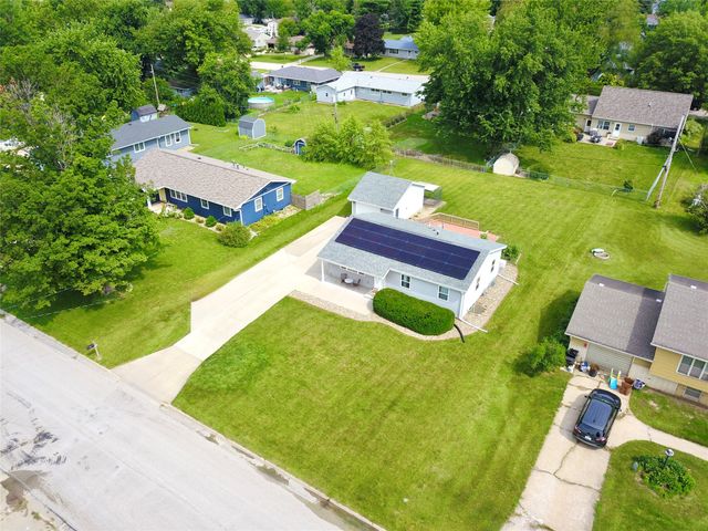 507 12th Avenue, Grinnell, IA 50112