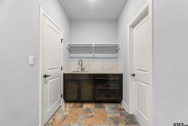 7923 Crooked Trail, Tyler, TX 75703