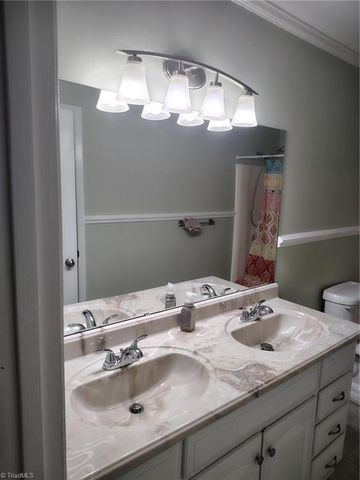 127 Miller Street, Mount Airy, NC 27030