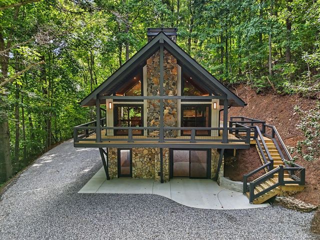 1583 Spring Cove Road, Blairsville, GA 30512