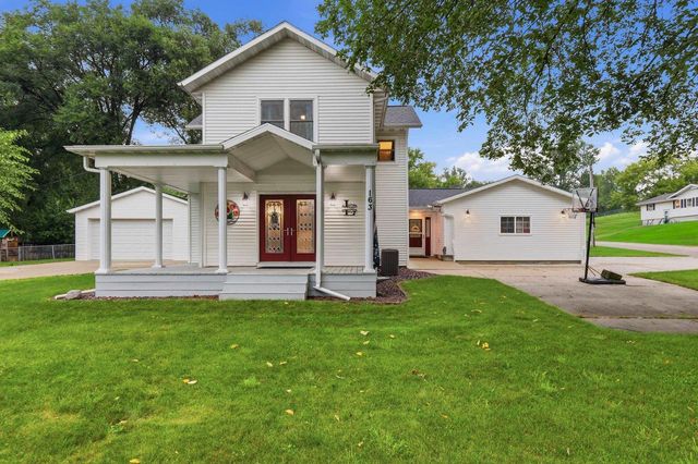163 Valley Drive, Janesville, WI 53546