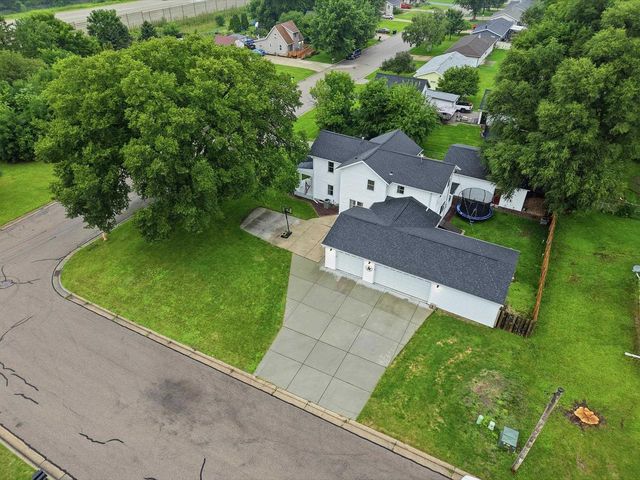 163 Valley Drive, Janesville, WI 53546