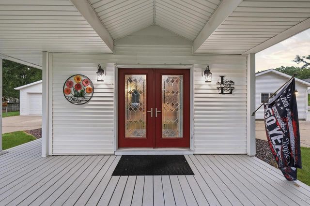 163 Valley Drive, Janesville, WI 53546