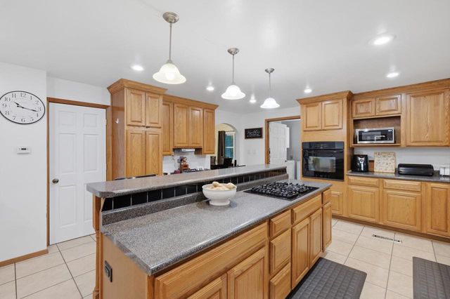 163 Valley Drive, Janesville, WI 53546