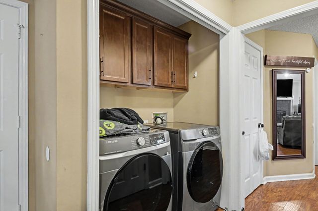 1040 Roedeer Dr, Clarksville, TN 37042