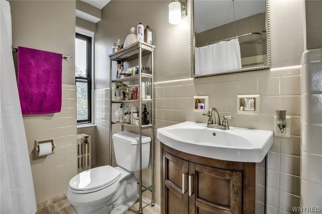 800 West Ferry Street 3B, Buffalo, NY 14222