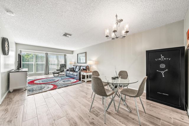 1640 NW 19TH Terrace 203, Delray Beach, FL 33445