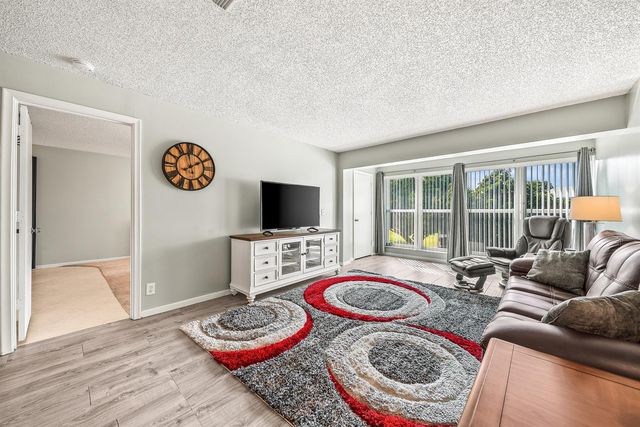 1640 NW 19TH Terrace 203, Delray Beach, FL 33445
