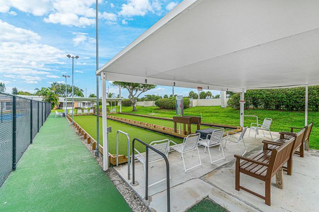1640 NW 19TH Terrace 203, Delray Beach, FL 33445