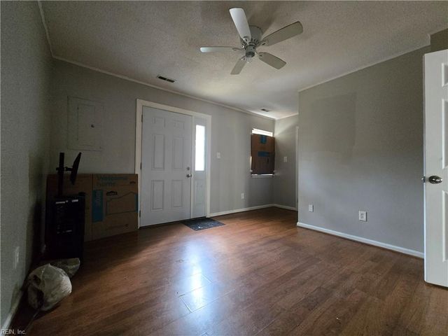 3913 Thalia Trace CT, Virginia Beach, VA 23452