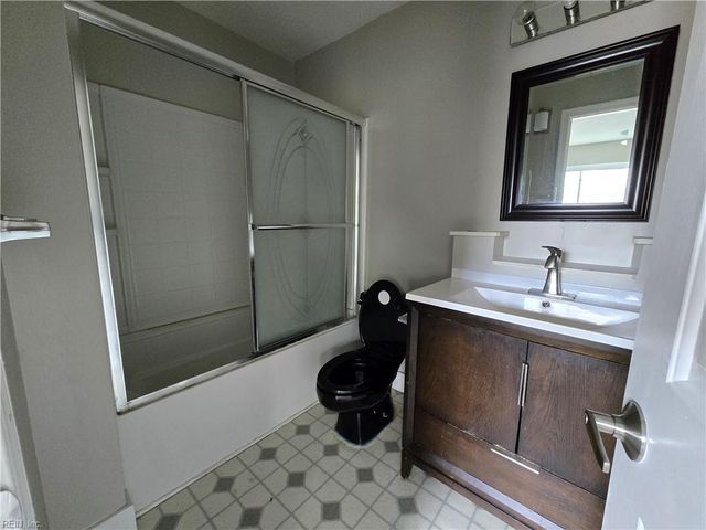 3913 Thalia Trace CT, Virginia Beach, VA 23452