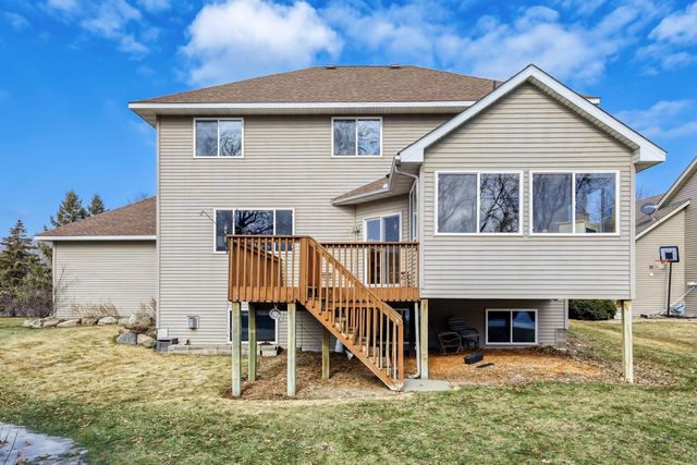 1693 Windsor Drive S, Shakopee, MN 55379