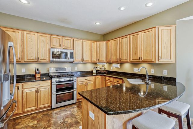 1693 Windsor Drive S, Shakopee, MN 55379