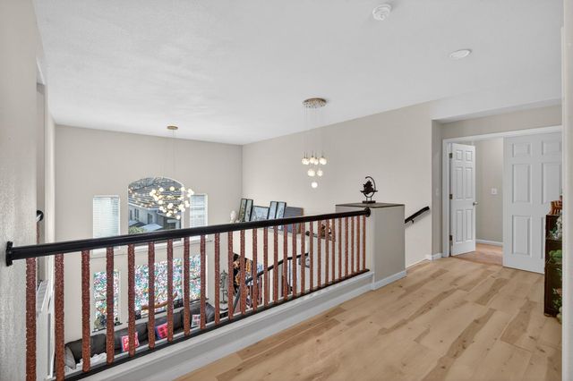 2033 Bastona Dr, Elk Grove, CA 95758