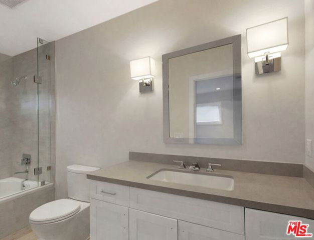 955 9TH Street 955, Santa Monica, CA 90403