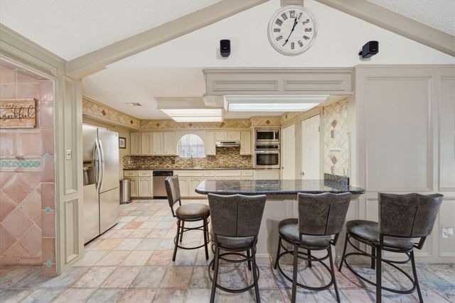 201 Amber Lane, League City, TX 77573