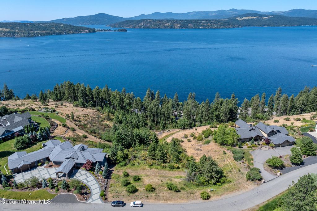 E Dewey Drive, Coeur D'alene, ID 83814
