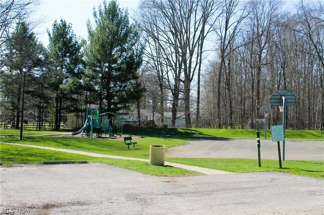 1086 Middlefield Trail, Brunswick, OH 44212