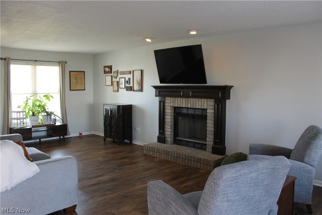 1086 Middlefield Trail, Brunswick, OH 44212