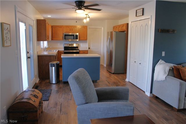 1086 Middlefield Trail, Brunswick, OH 44212
