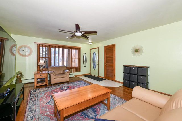 1777 Tamarack STREET, South Milwaukee, WI 53172