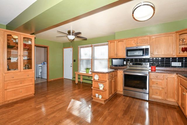 1777 Tamarack STREET, South Milwaukee, WI 53172