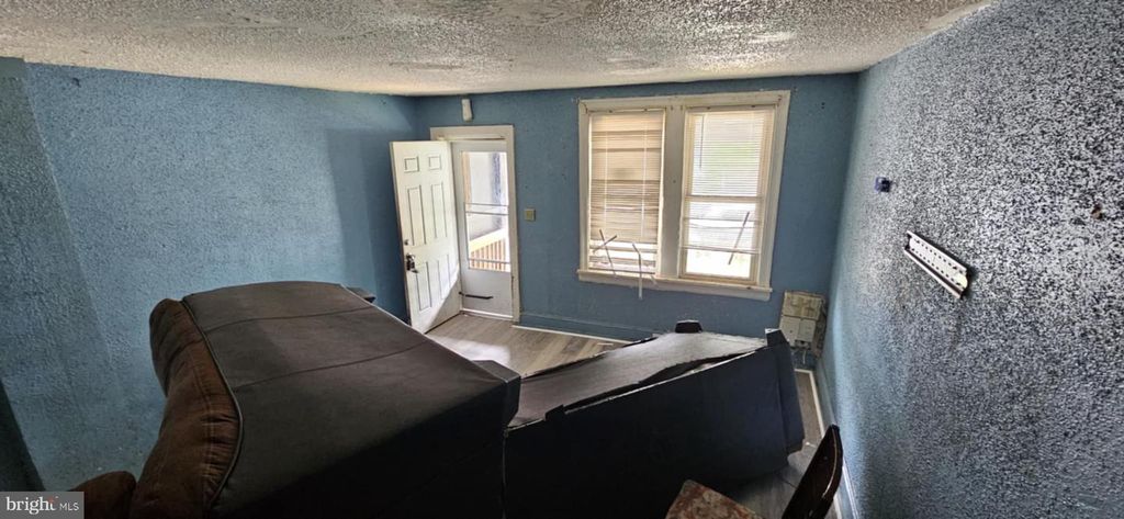 67 VINE ST, Trenton, NJ 08638