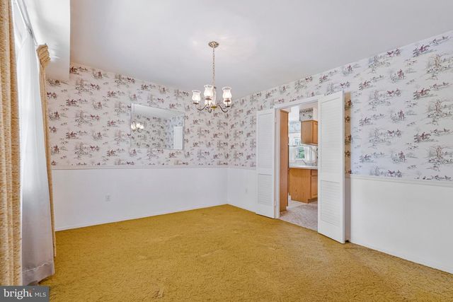 13124 MEMORY LN, Fairfax, VA 22033