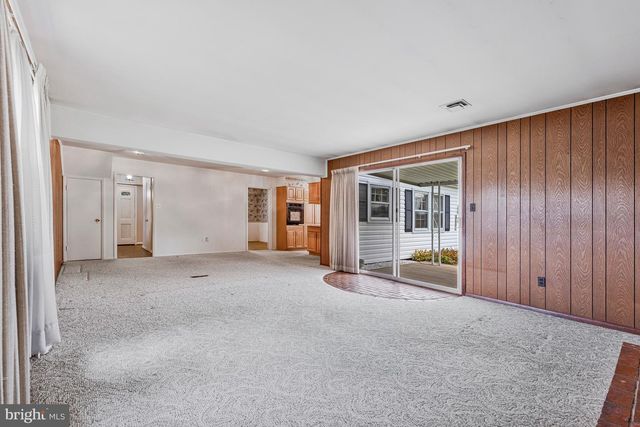 13124 MEMORY LN, Fairfax, VA 22033