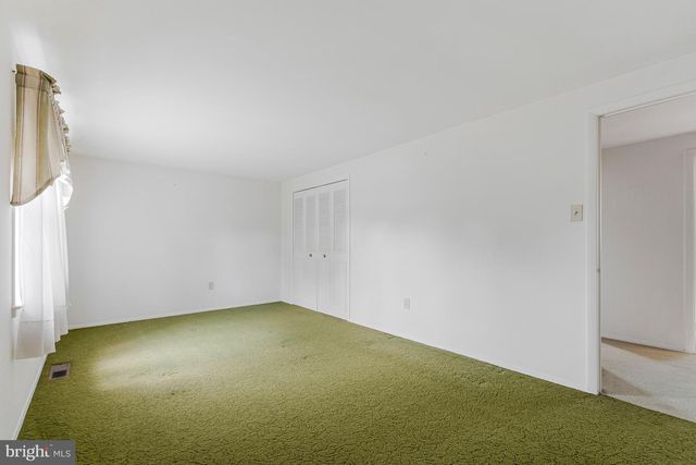 13124 MEMORY LN, Fairfax, VA 22033