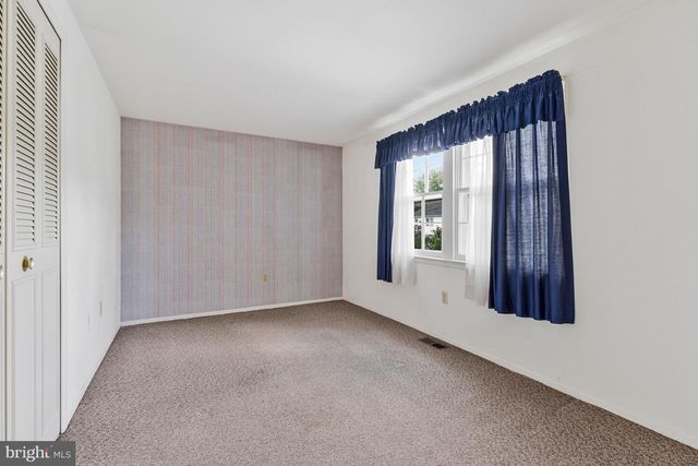 13124 MEMORY LN, Fairfax, VA 22033