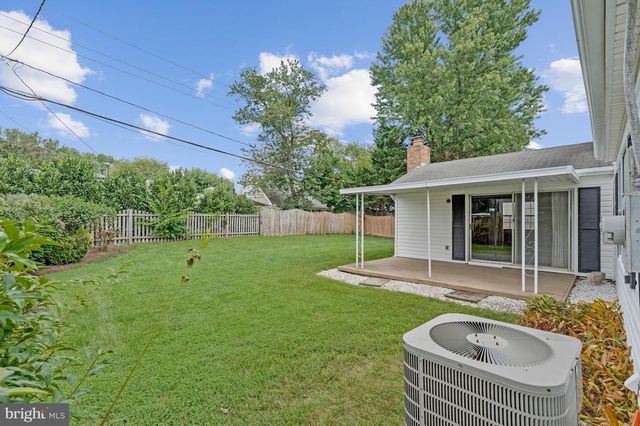 13124 MEMORY LN, Fairfax, VA 22033