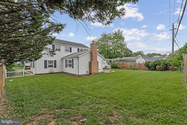 13124 MEMORY LN, Fairfax, VA 22033