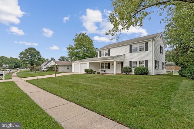 13124 MEMORY LN, Fairfax, VA 22033
