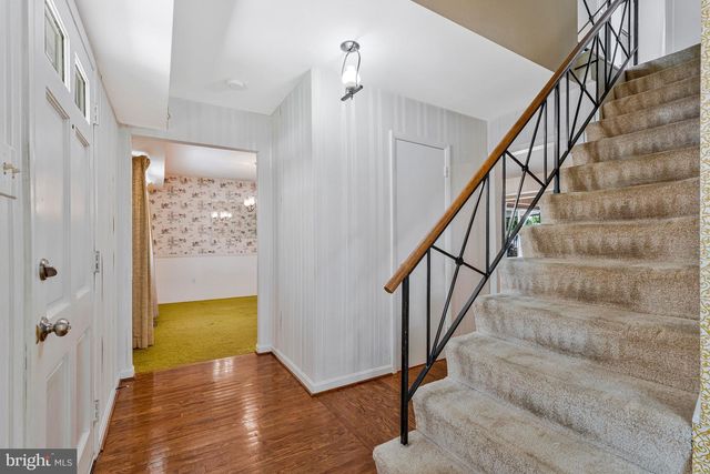 13124 MEMORY LN, Fairfax, VA 22033