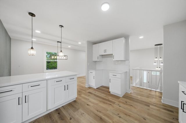 7931 W laurel Drive, Frankfort, IL 60423