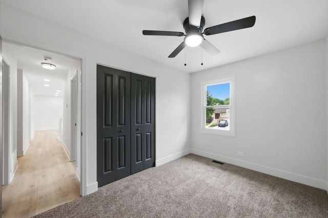 7931 W laurel Drive, Frankfort, IL 60423