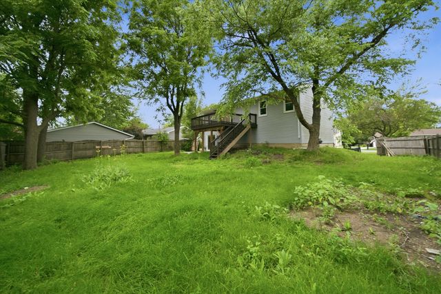 7931 W laurel Drive, Frankfort, IL 60423