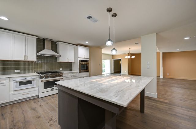 3900 Pelham Road, Fort Worth, TX 76116