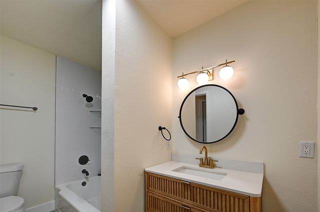 3900 Pelham Road, Fort Worth, TX 76116